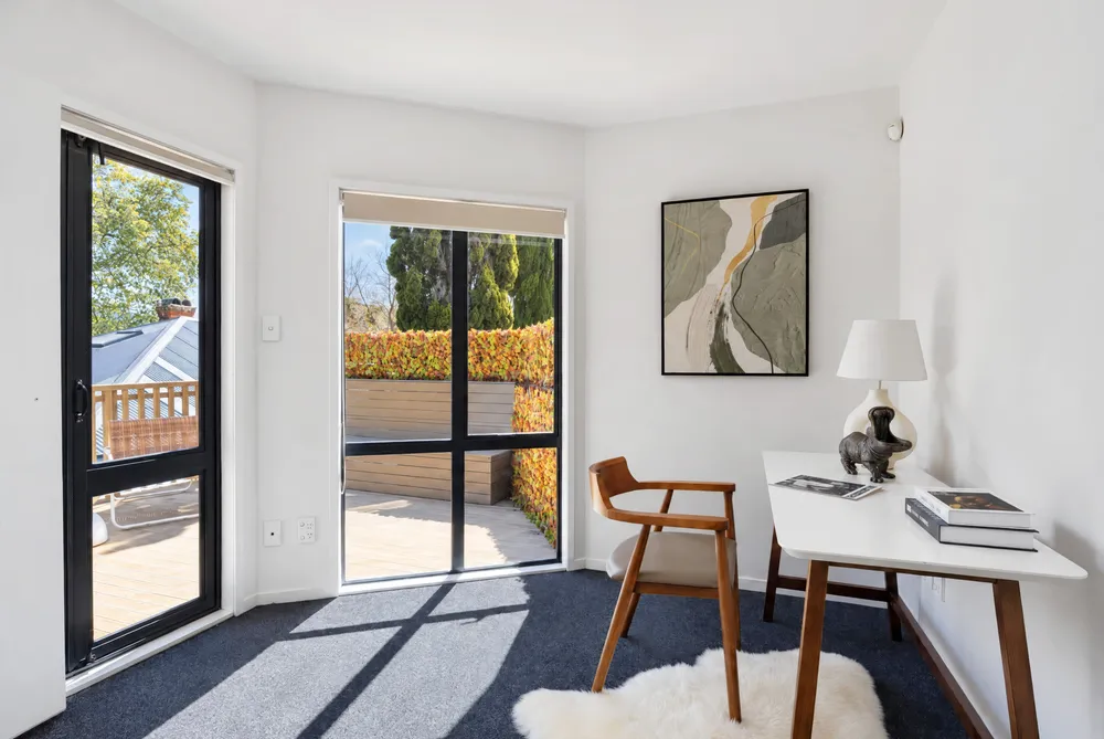 Photos of 23 Shore Road