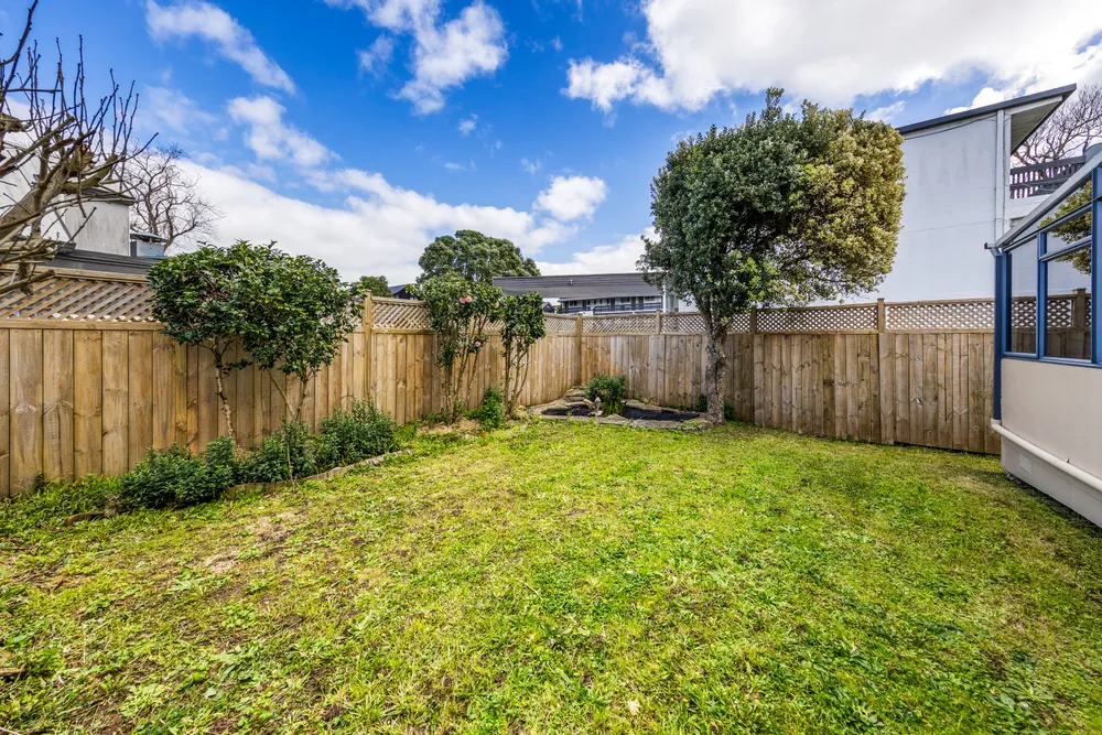 Photos of 36A Robert Street