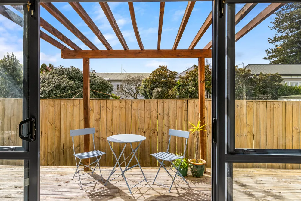 Photos of 36A Robert Street