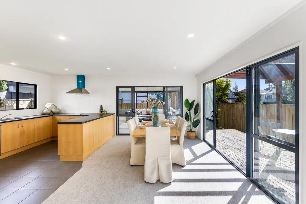 Photos of 36A Robert Street