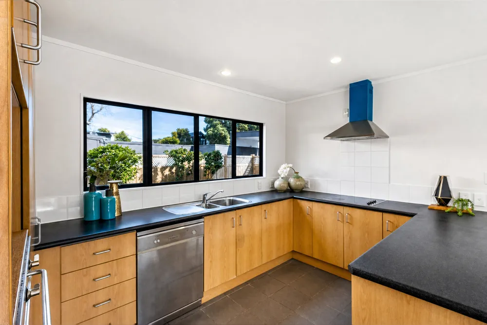 Photos of 36A Robert Street