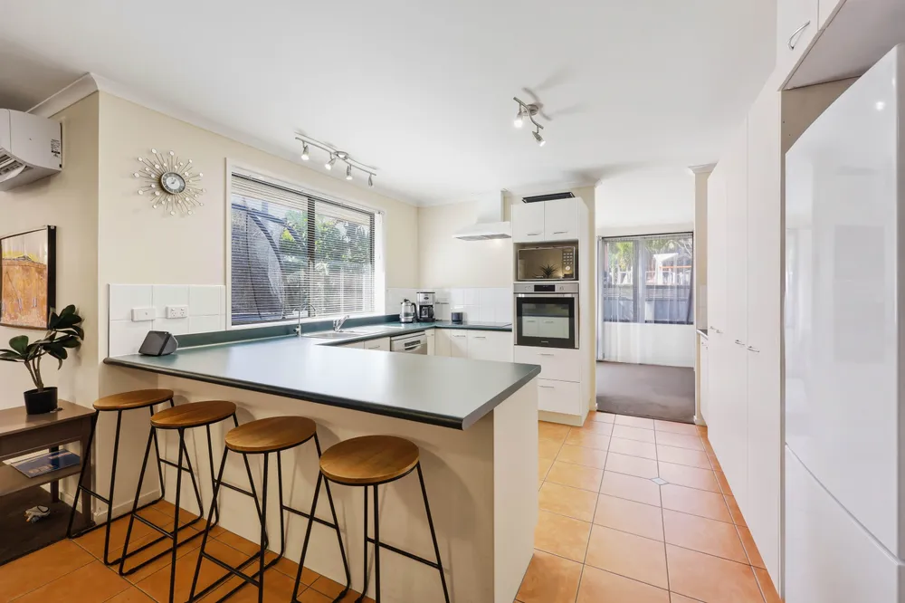 Photos of 71 Regency Park Drive