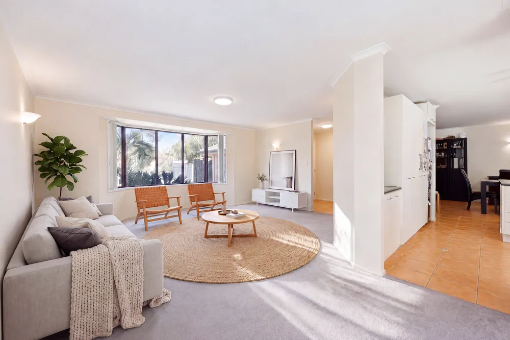 Photos of 71 Regency Park Drive
