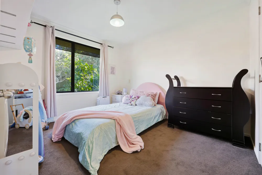 Photos of 71 Regency Park Drive