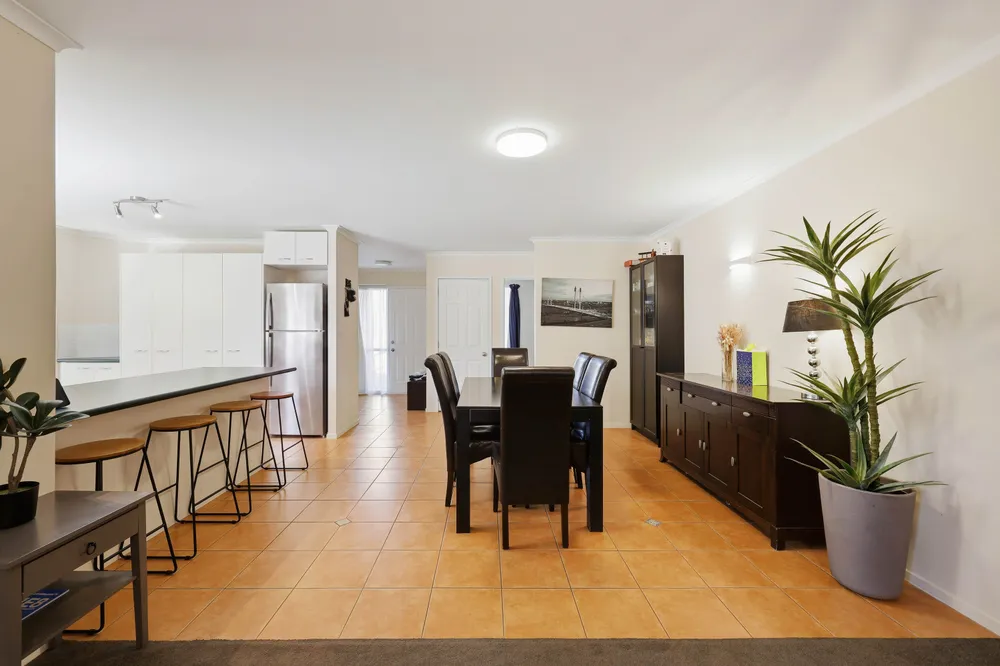 Photos of 71 Regency Park Drive
