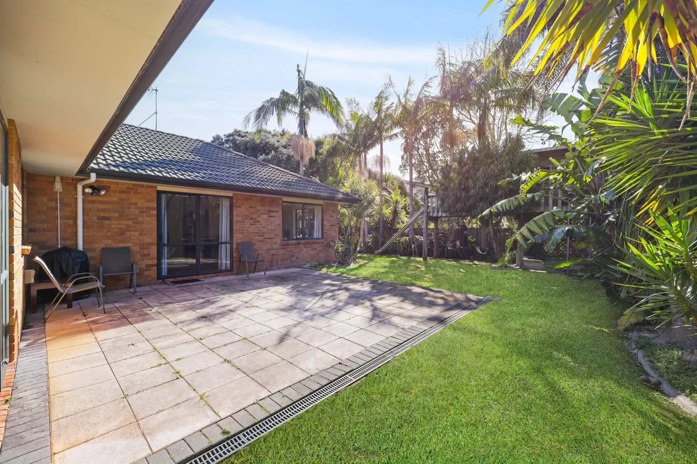 Photos of 71 Regency Park Drive