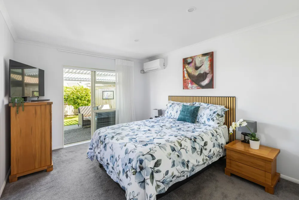 Photos of 11 Francis Skinner Place