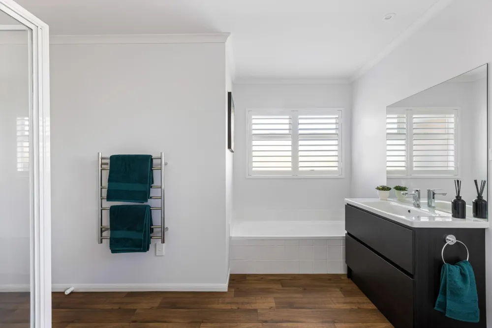 Photos of 11 Francis Skinner Place