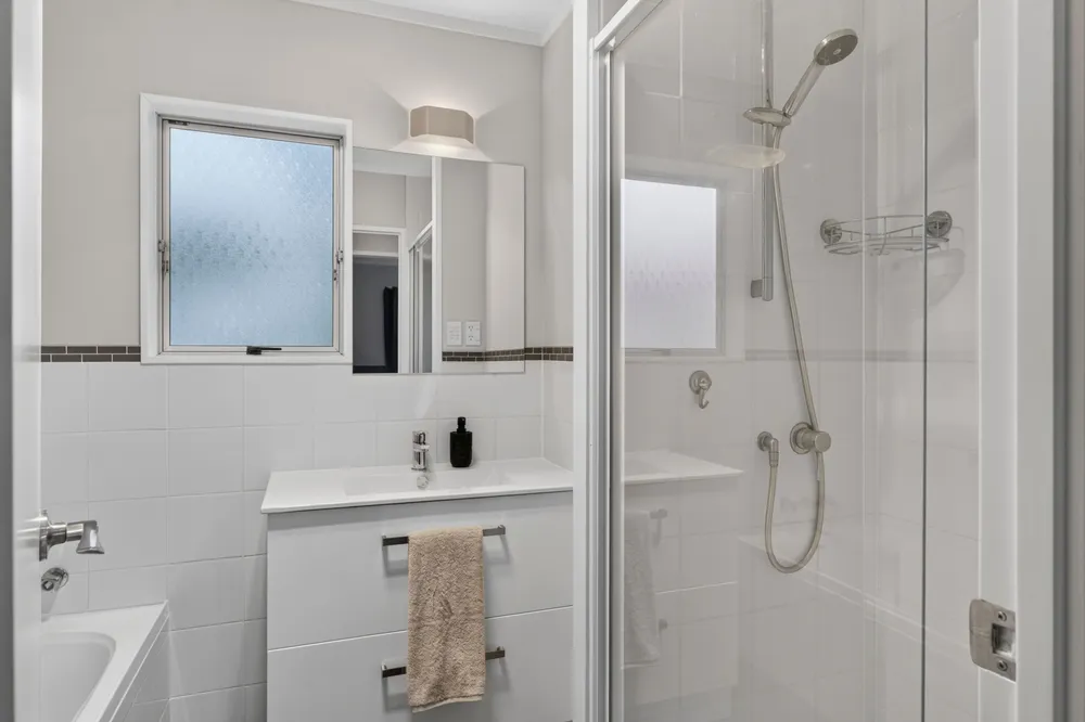 Photos of 1/30 Jarman Road