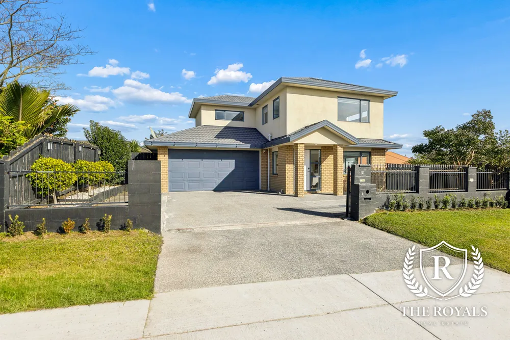 Photos of 18 Royalpark Place
