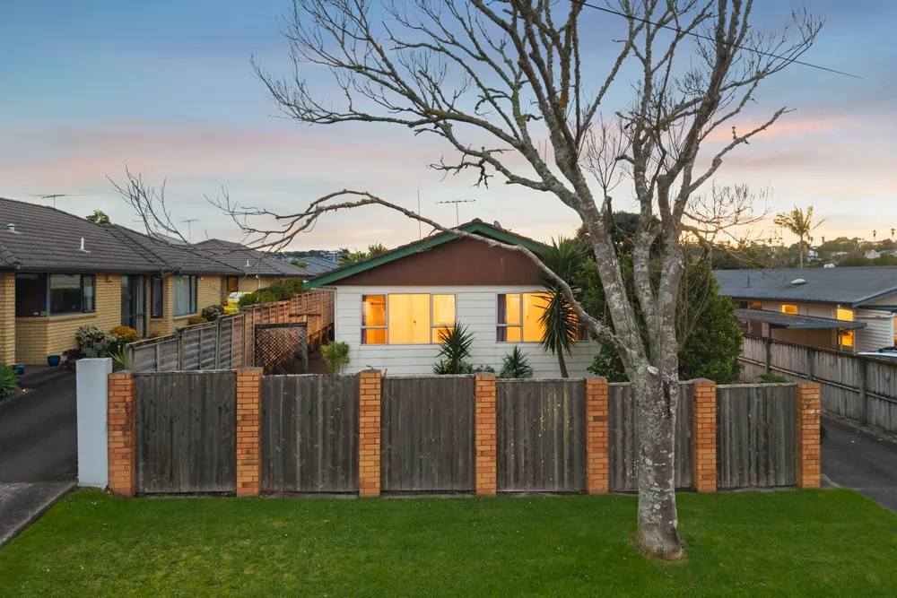 Photos of 73 Red Beach Road