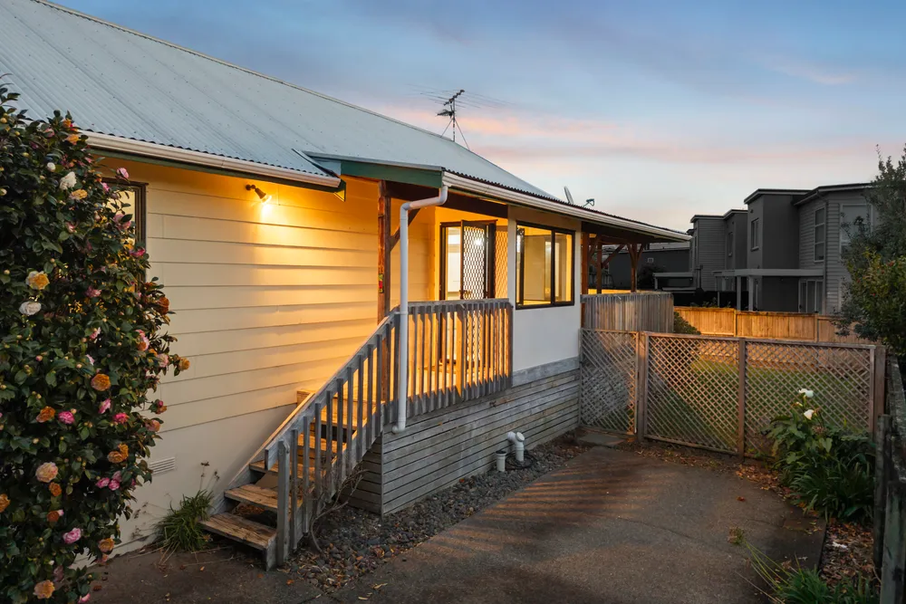 Photos of 73 Red Beach Road