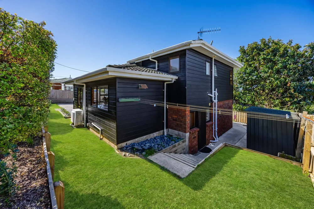 Photos of 5A Waratah Street