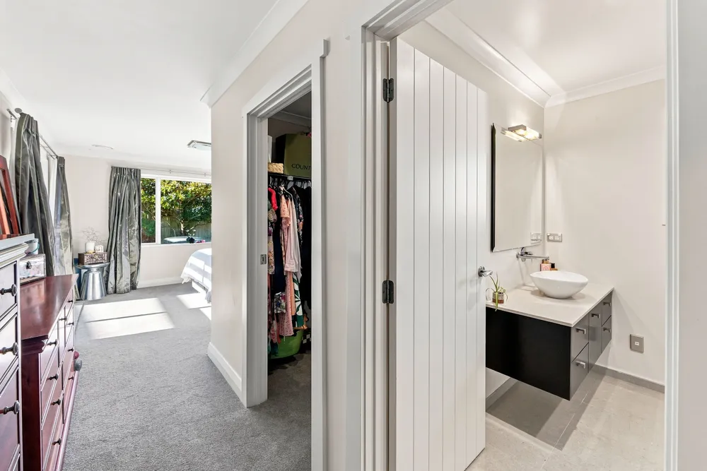 Photos of 7 Romar Lane