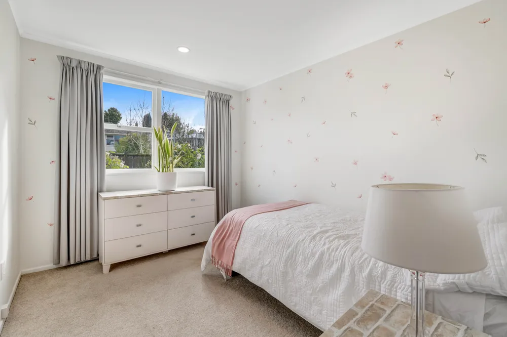 Photos of 9 Woodstock Road