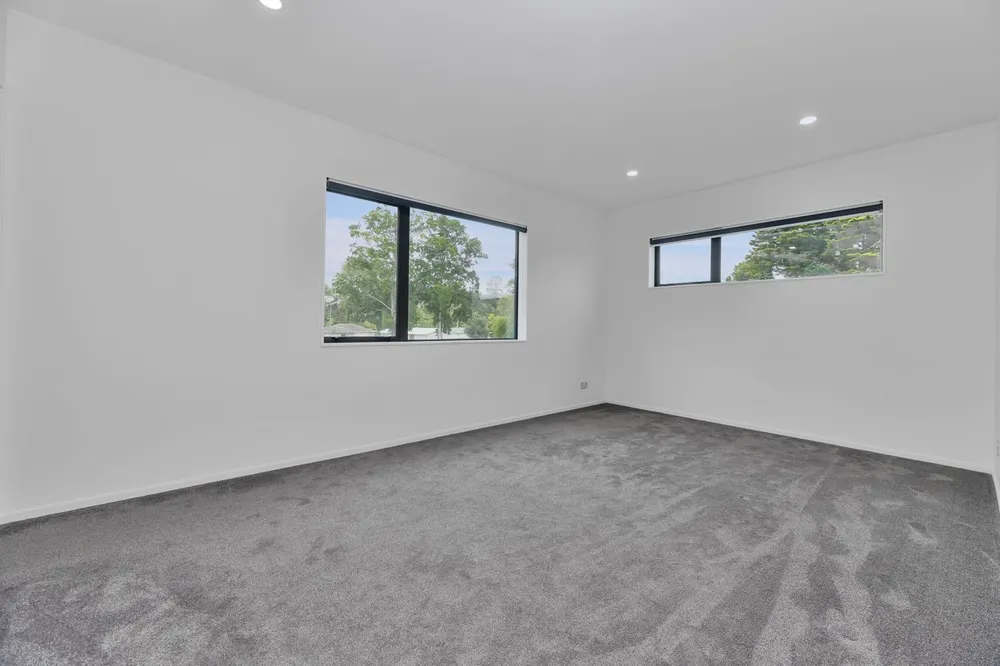 Photos of 18B Riverpark Crescent