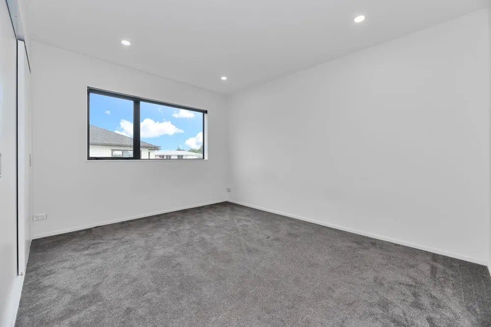 Photos of 18B Riverpark Crescent