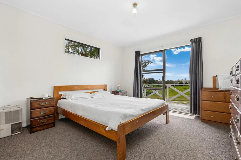 Photos of 24B Eggleton Road