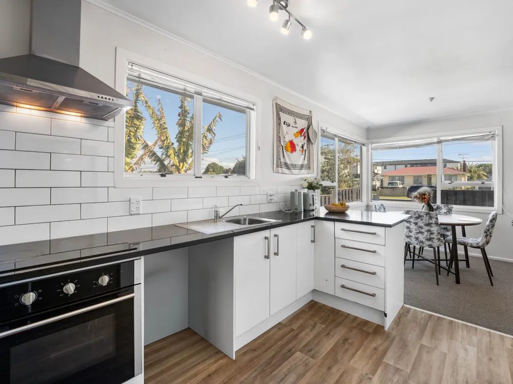 Photos of 38 Thompson Terrace