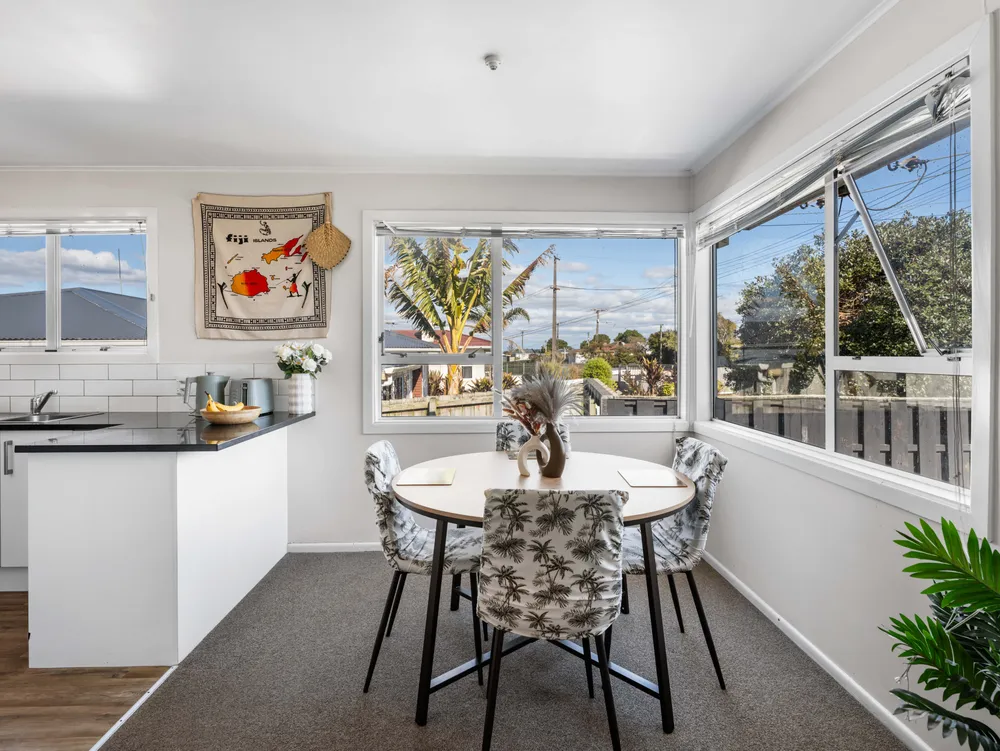 Photos of 38 Thompson Terrace
