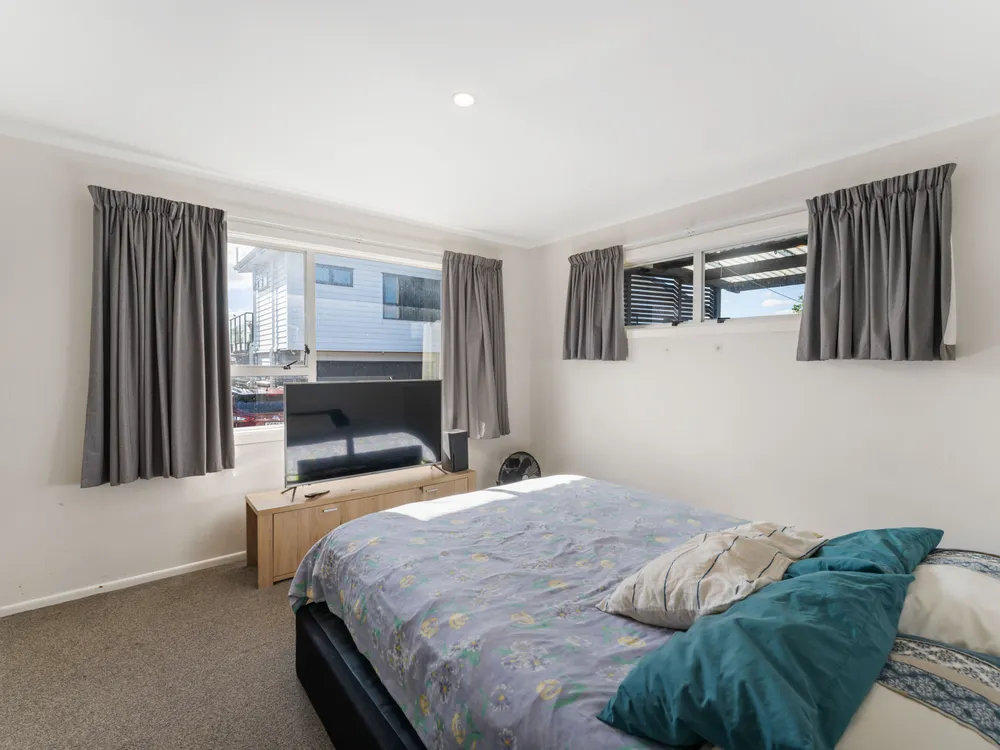 Photos of 38 Thompson Terrace