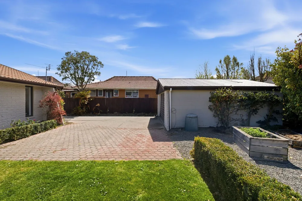 Photos of 421 Halswell Road