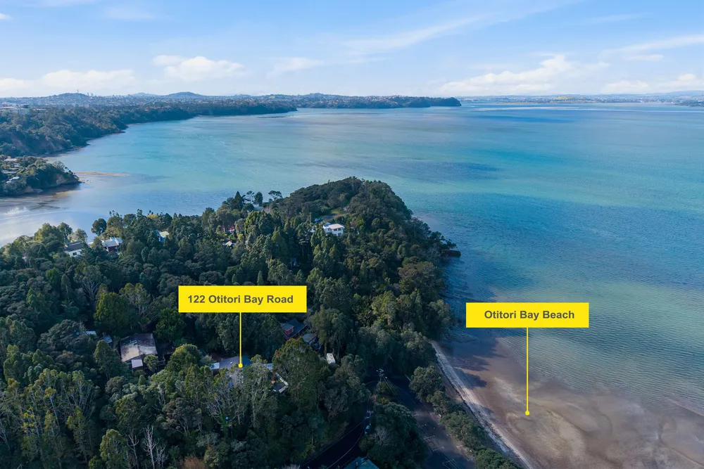 Photos of 122 Otitori Bay Road