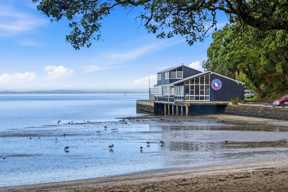 Photos of 122 Otitori Bay Road