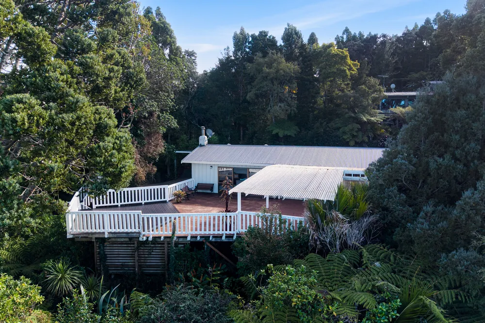 Photos of 122 Otitori Bay Road