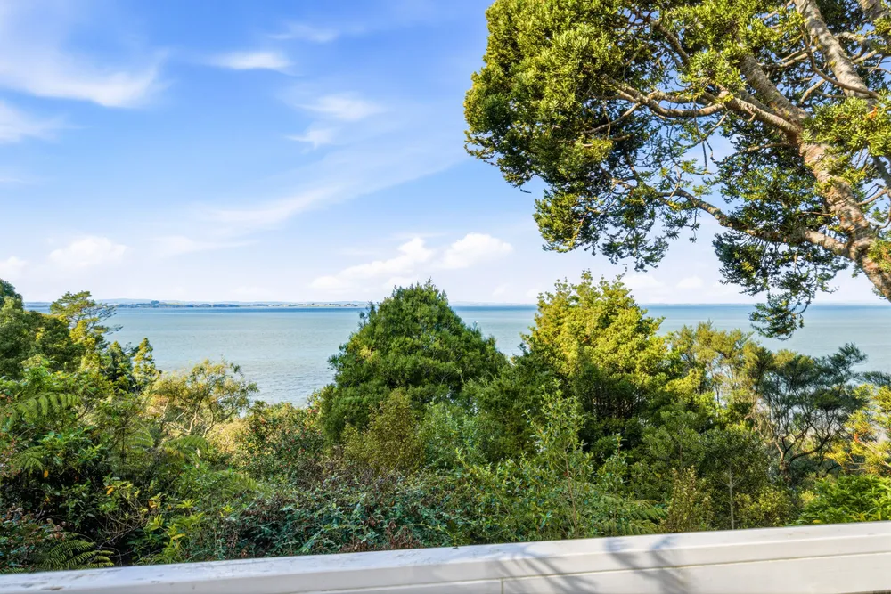 Photos of 122 Otitori Bay Road