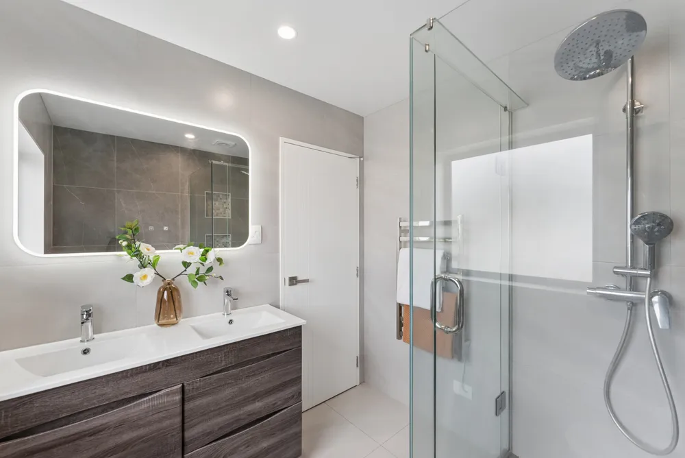 Photos of 91C Buckley Road