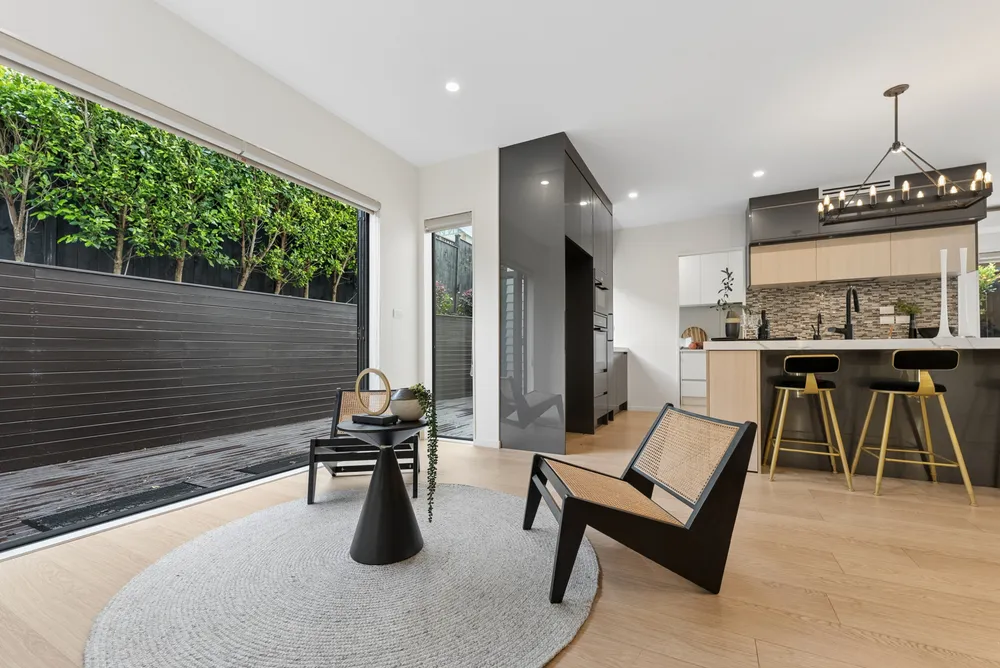 Photos of 91C Buckley Road