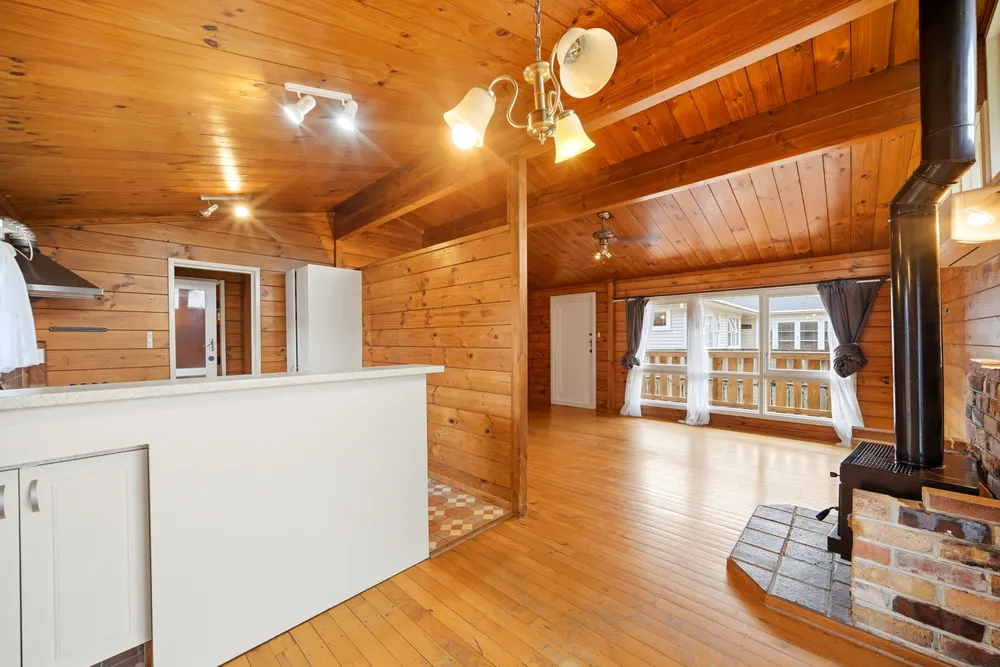 Photos of 6 Robert Burke Place