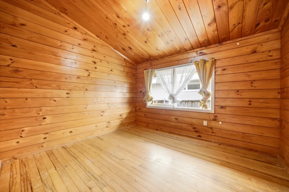 Photos of 6 Robert Burke Place