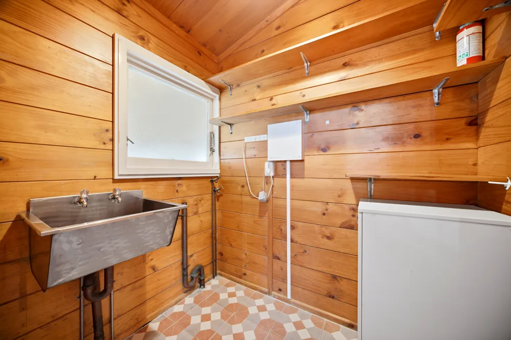 Photos of 6 Robert Burke Place
