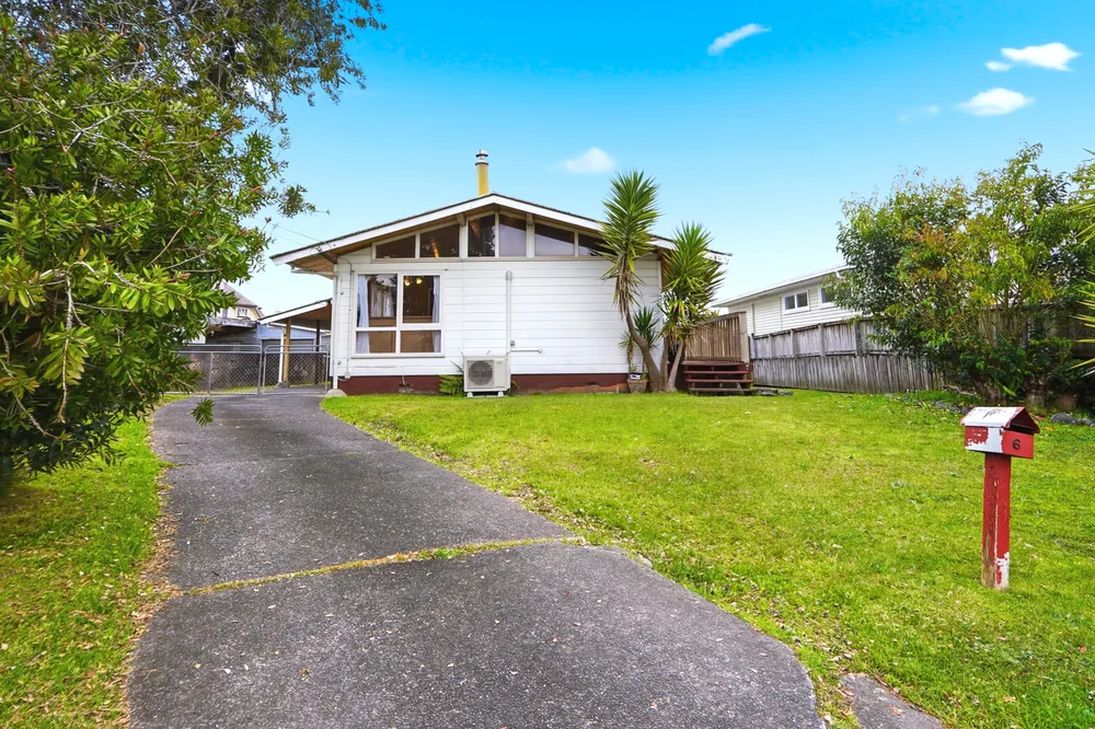 Photos of 6 Robert Burke Place