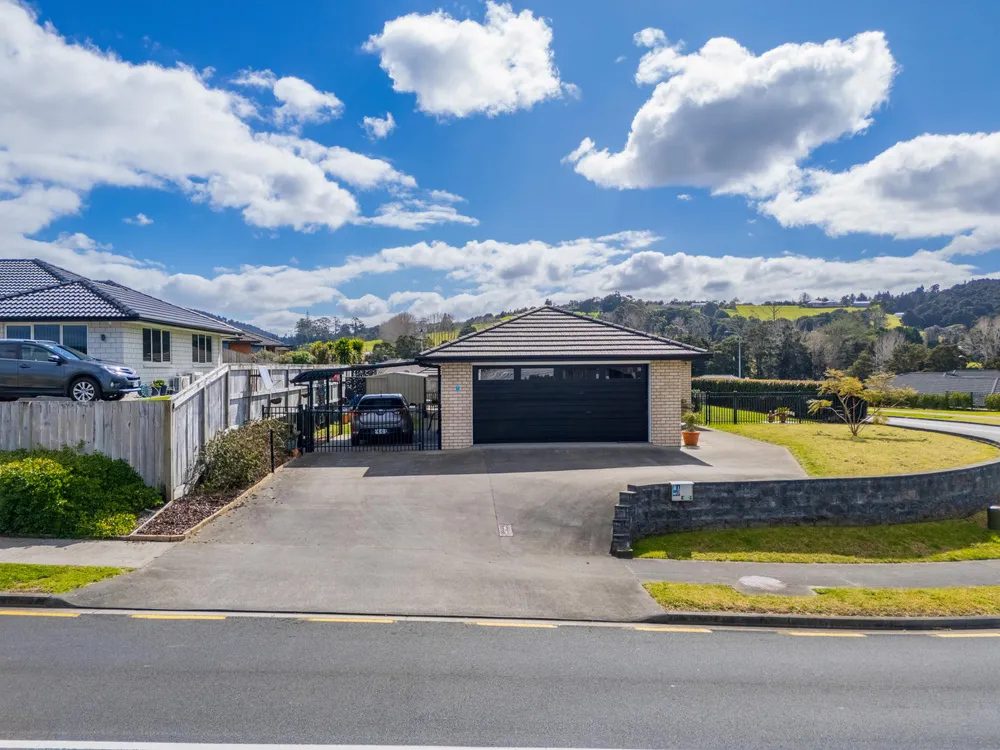 Photos of 41 Wainui Avenue
