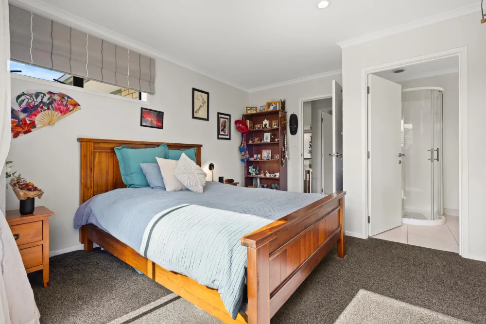 Photos of 41 Wainui Avenue