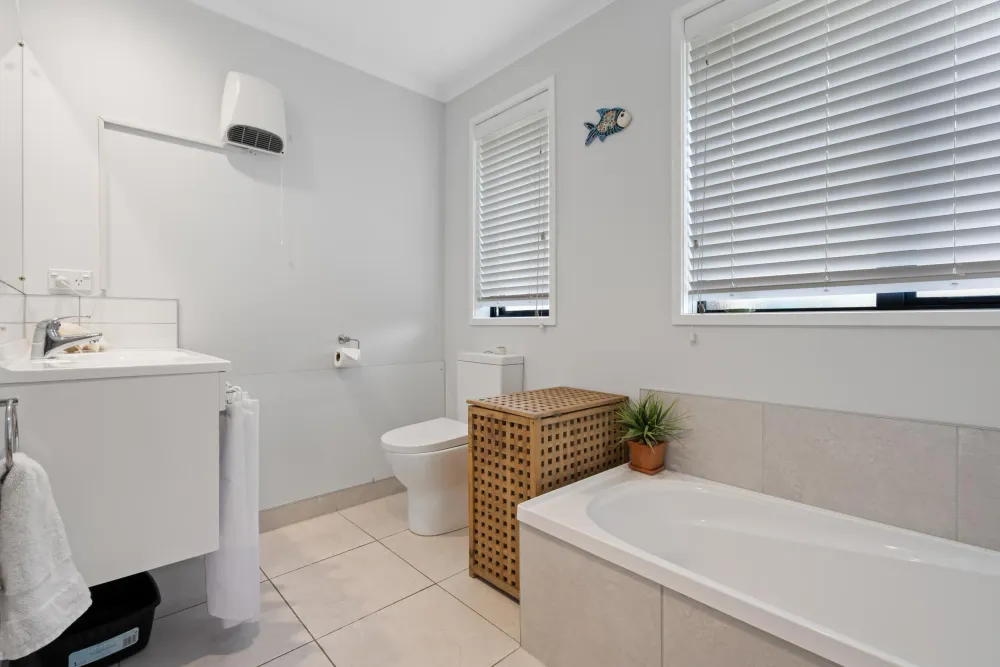 Photos of 41 Wainui Avenue