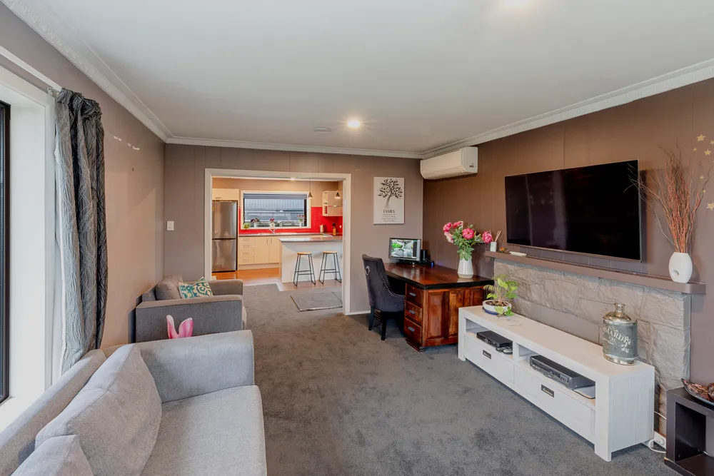 Photos of 409A Main North Road