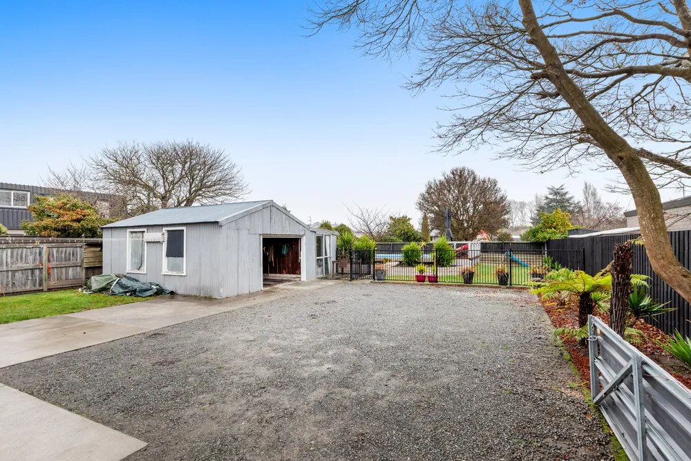 Photos of 409A Main North Road
