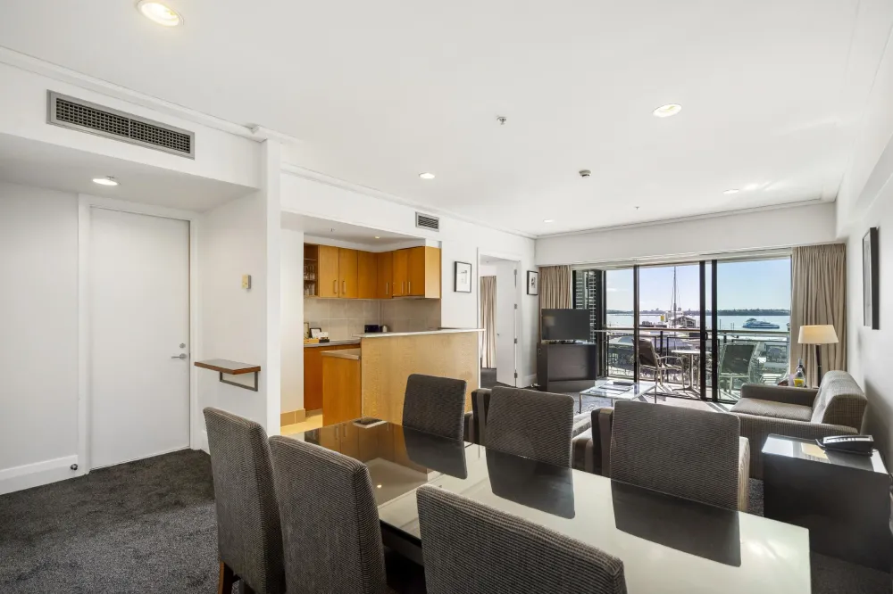 Photos of 402/85 Customs Street West