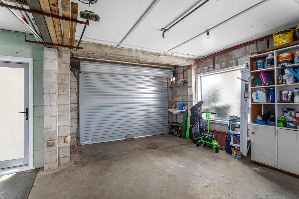 Photos of 38 Hoterini Street