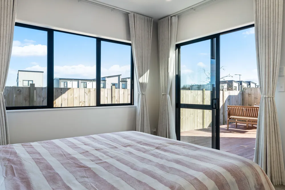 Photos of 15 Bannockburn Road
