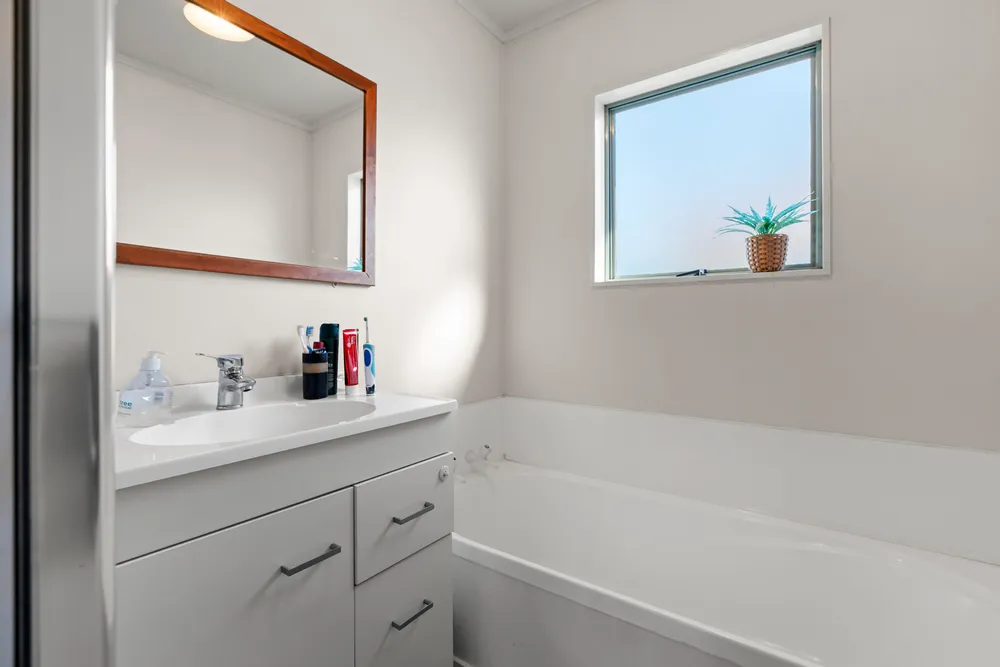 Photos of 4 Sunset Crescent