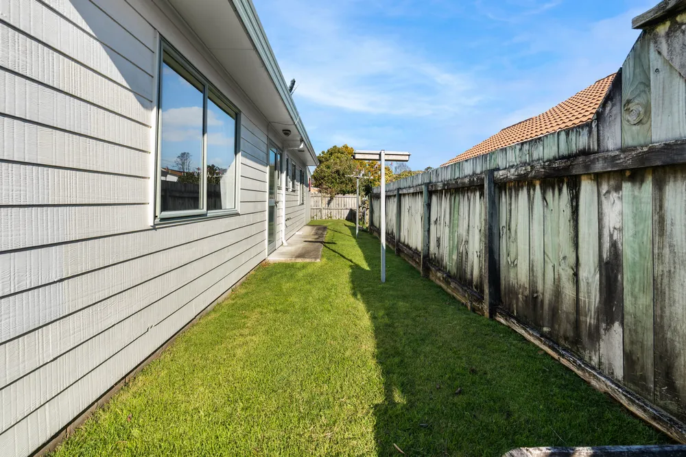 Photos of 4 Sunset Crescent