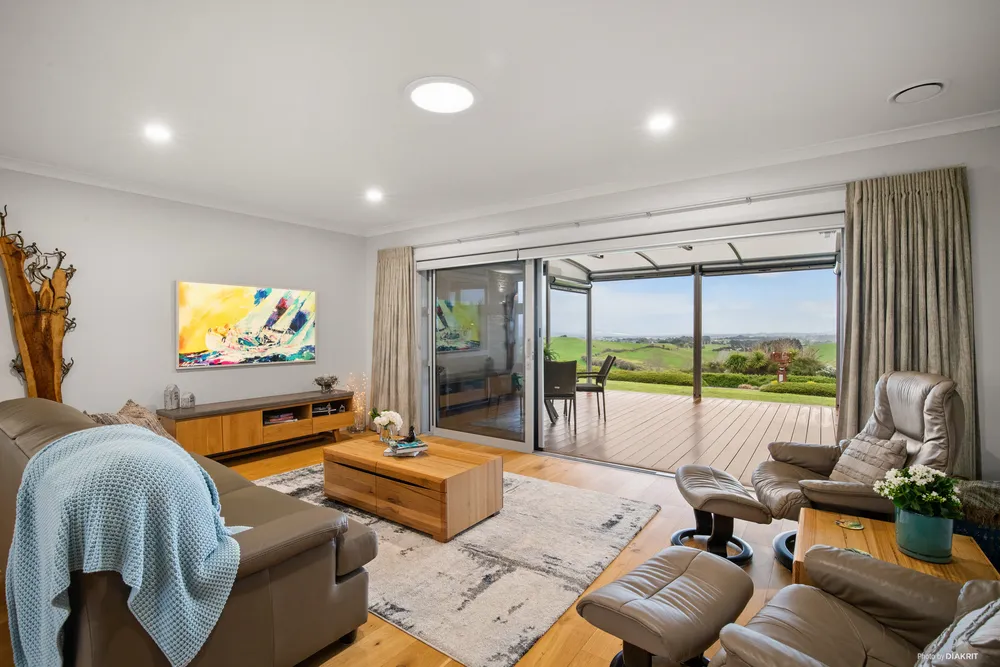 Photos of 356 Dominion Road