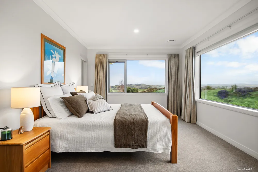 Photos of 356 Dominion Road