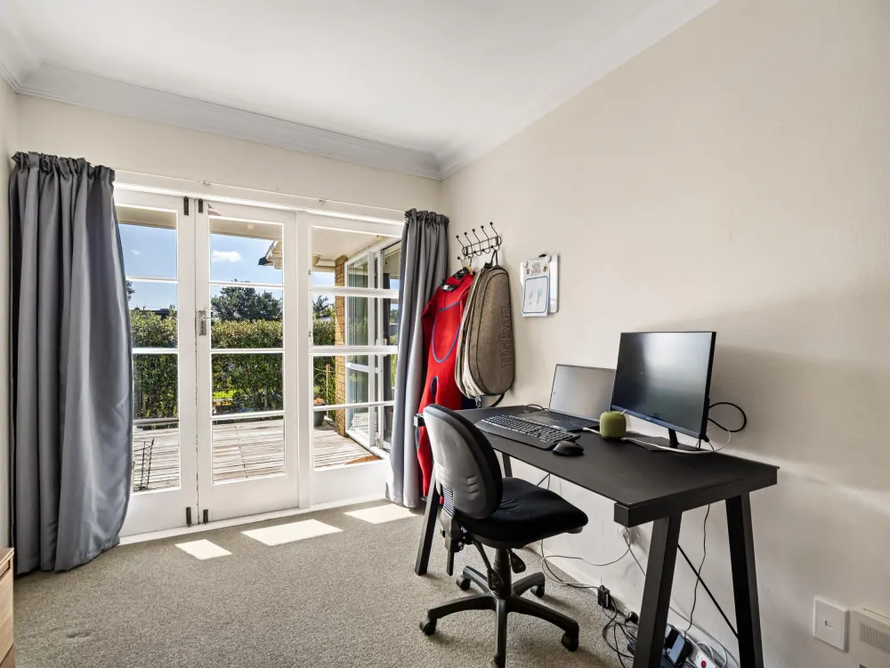 Photos of 110 Valley Road