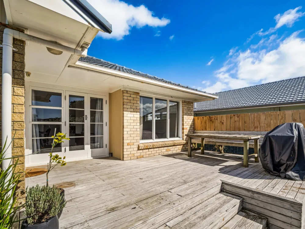 Photos of 110 Valley Road